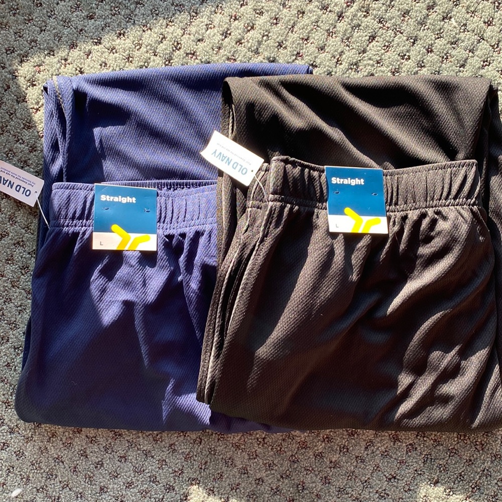 Old Navy.Men’s Large.Drawstring. Straight leg.  Go-dry breathable.